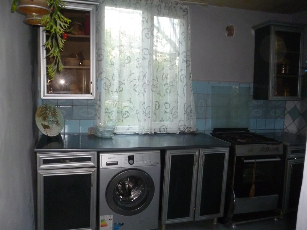 Guest House Elena Makhinjauri Ngoại thất bức ảnh
