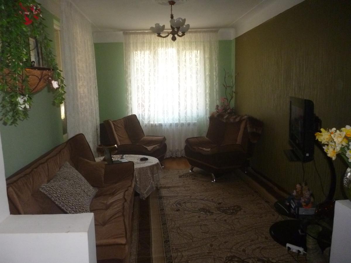 Guest House Elena Makhinjauri Ngoại thất bức ảnh